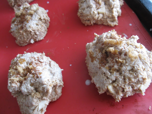 Apple Cinnamon Almond Scones