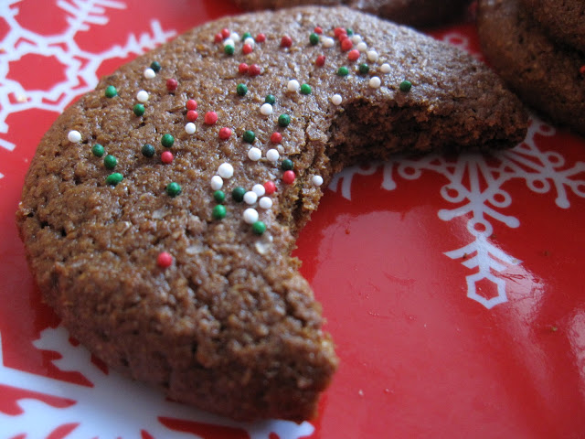 Spicy Festive Gingerbread Cookies