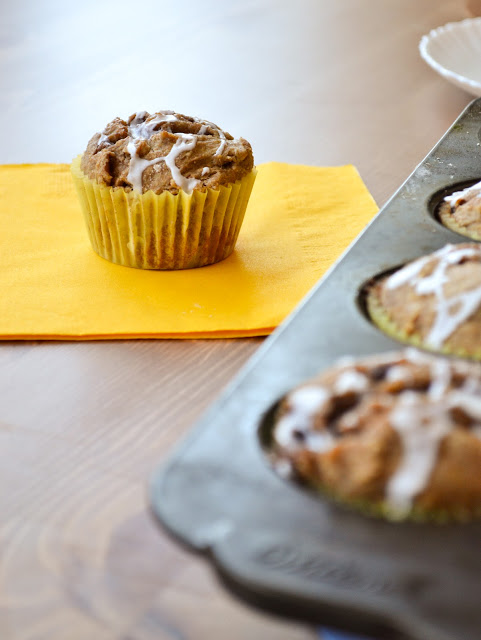 Quick and Easy Cinnamon Bun Muffins