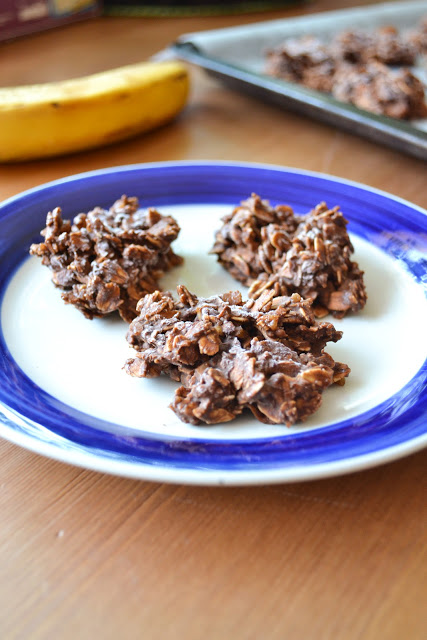 No-Bake Banana Chocolate Cookies with Espresso and Walnuts