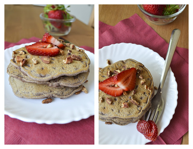 Vegan Strawberry Pecan Pancakes