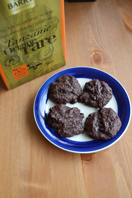 Dark Chocolate Couverture Brownie Cookies