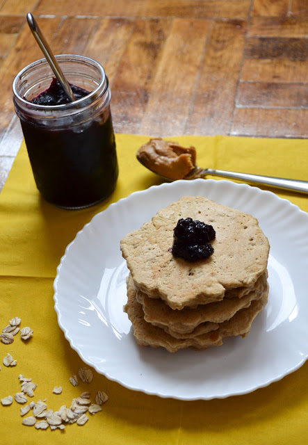 Crunchy Peanut Butter Oatmeal Pancakes