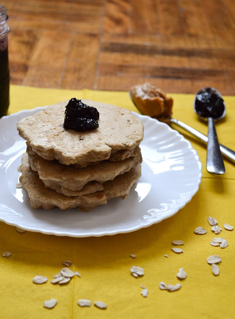 Crunchy Peanut Butter Oatmeal Pancakes