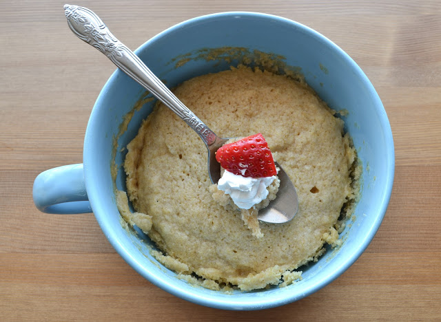 Easy Vanilla Cake in a Bowl