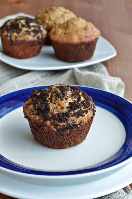 Cookie Crumbled Peanut Butter Banana Muffins