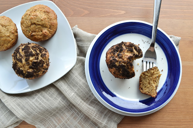 Cookie Crumbled Peanut Butter Banana Muffins