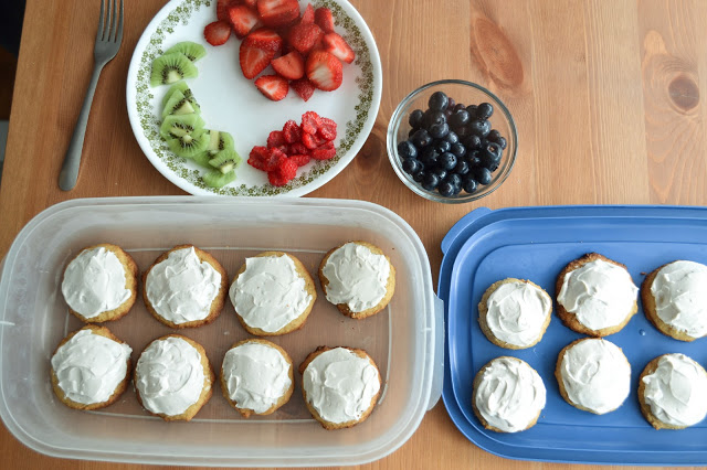 Mini Fruit Pizza Cookies