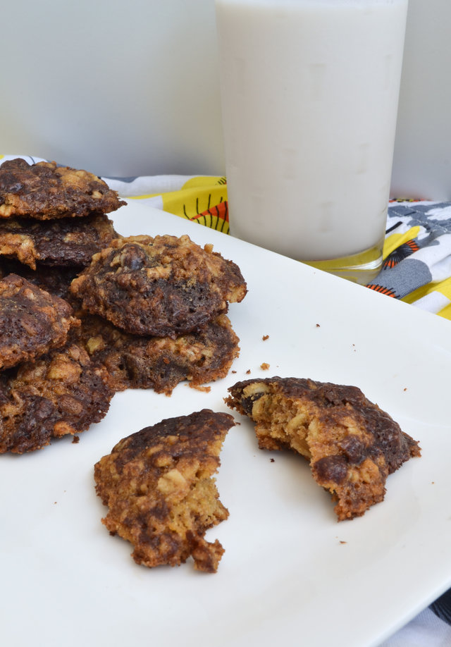 Chewy Chocolate Oatmeal Brownie Cookies