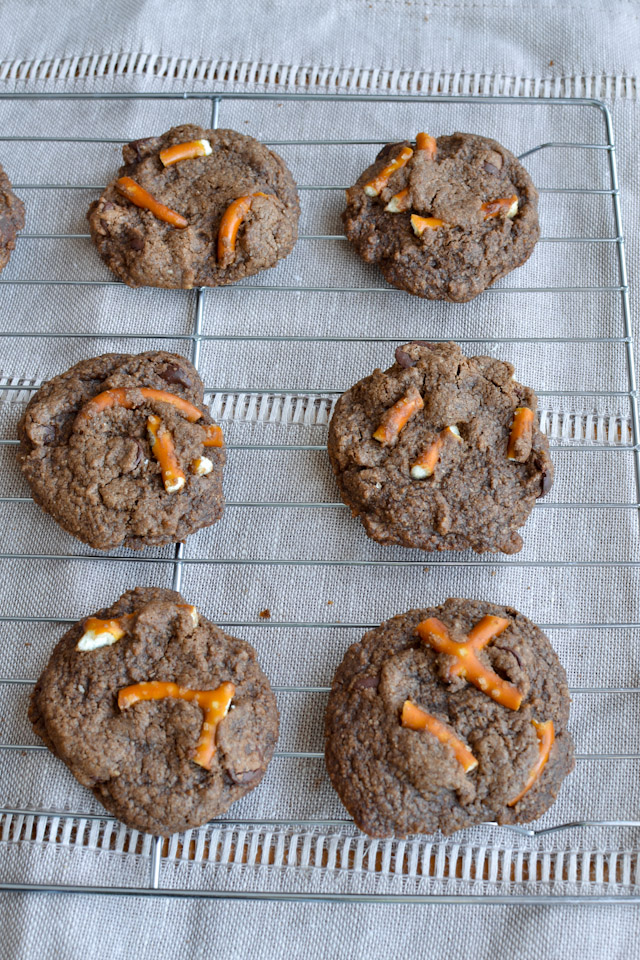 Chocolate Pretzel Cookies