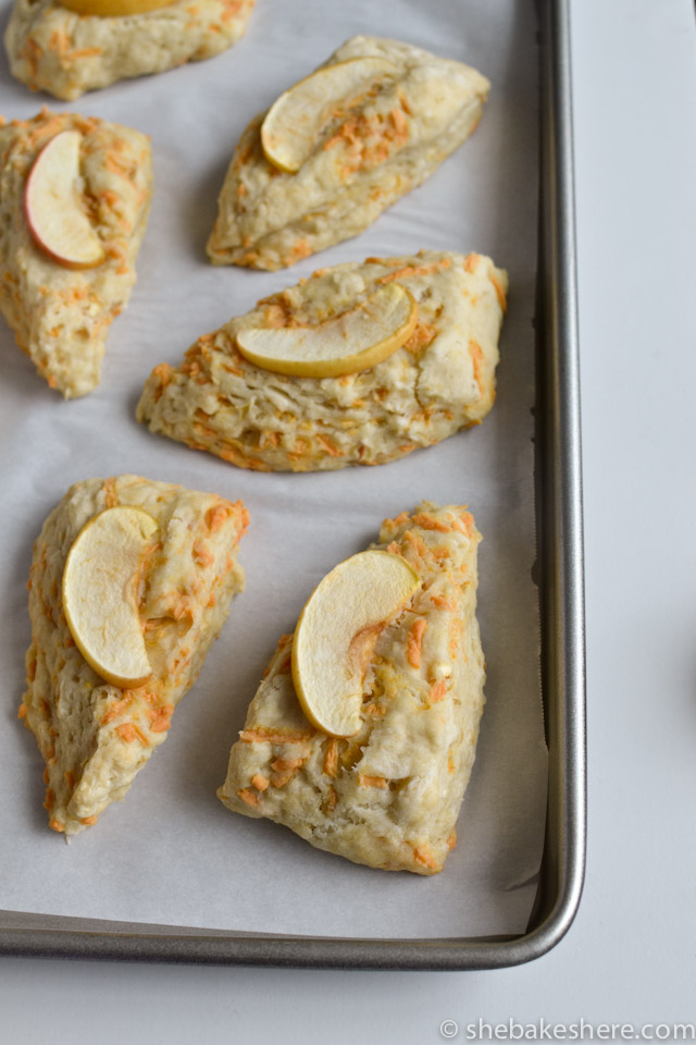 Apple Cheddar Scones