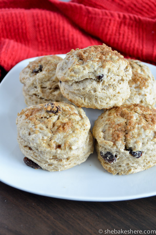 Cinnamon Raisin Scones