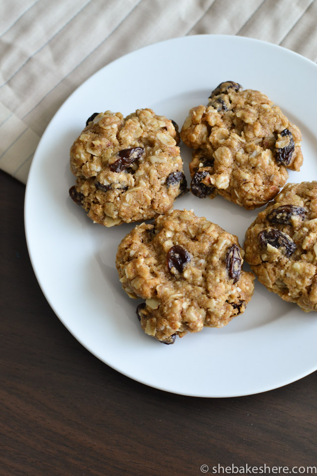 Almond Meal Oatmeal Raisin Cookies