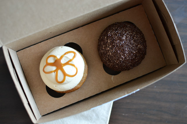 Sweets of Toronto: Dlish Cupcakes