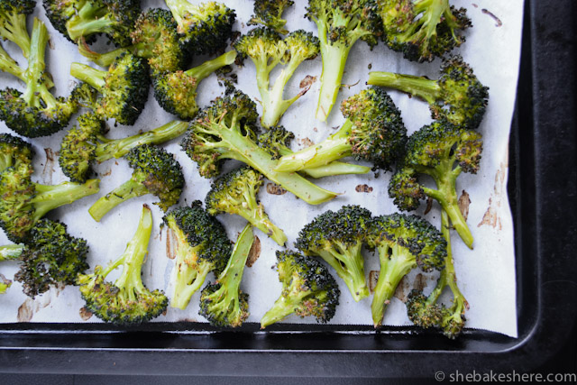 Easy Roasted Broccoli with Garlic and Oregano