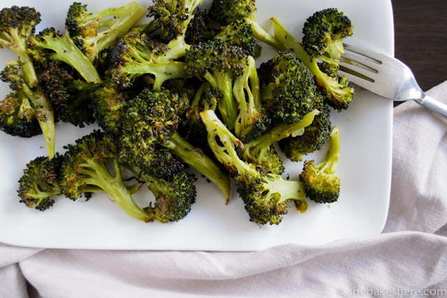 Easy Roasted Broccoli with Garlic and Oregano